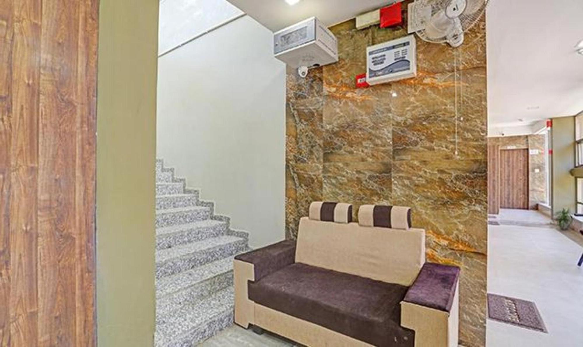 Fabhotel Relax Gandhinagar Exterior foto