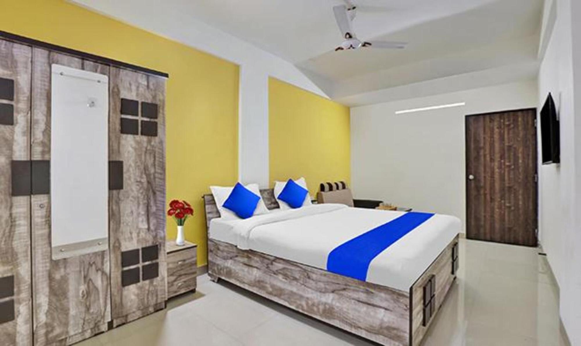 Fabhotel Relax Gandhinagar Exterior foto